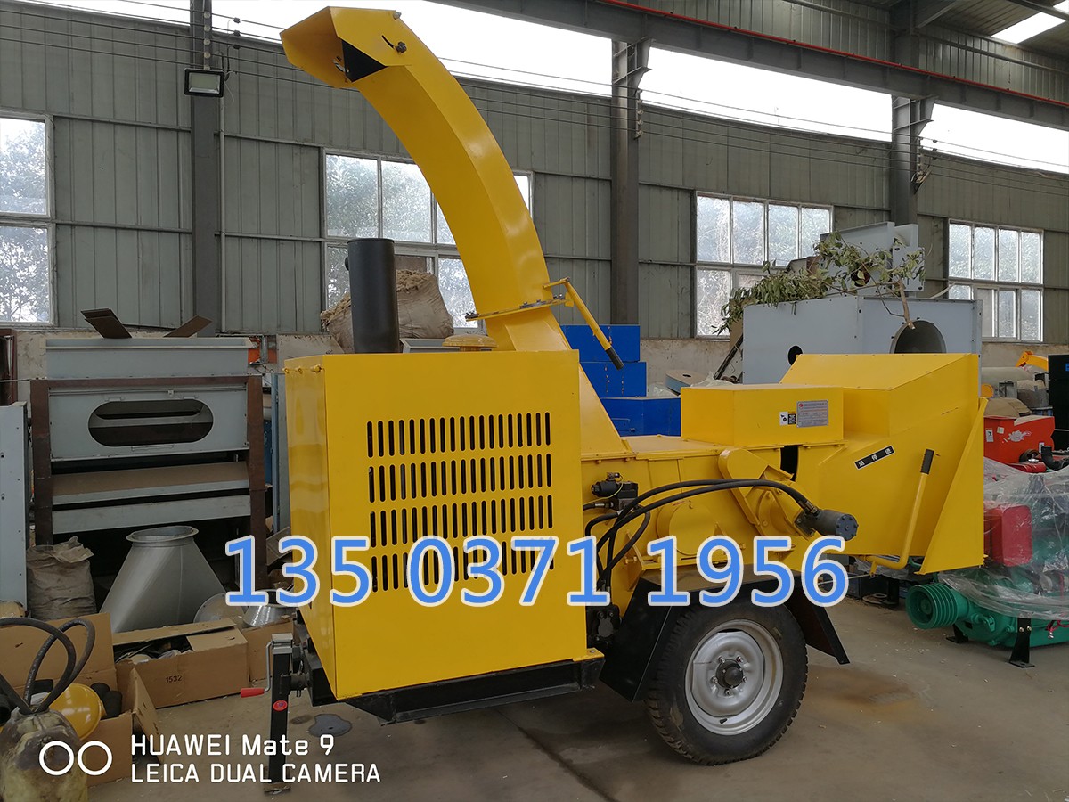 小型樹(shù)枝粉碎機(jī)