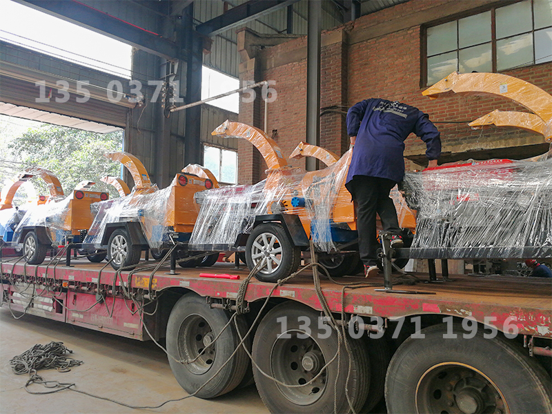 移動樹枝粉碎設備