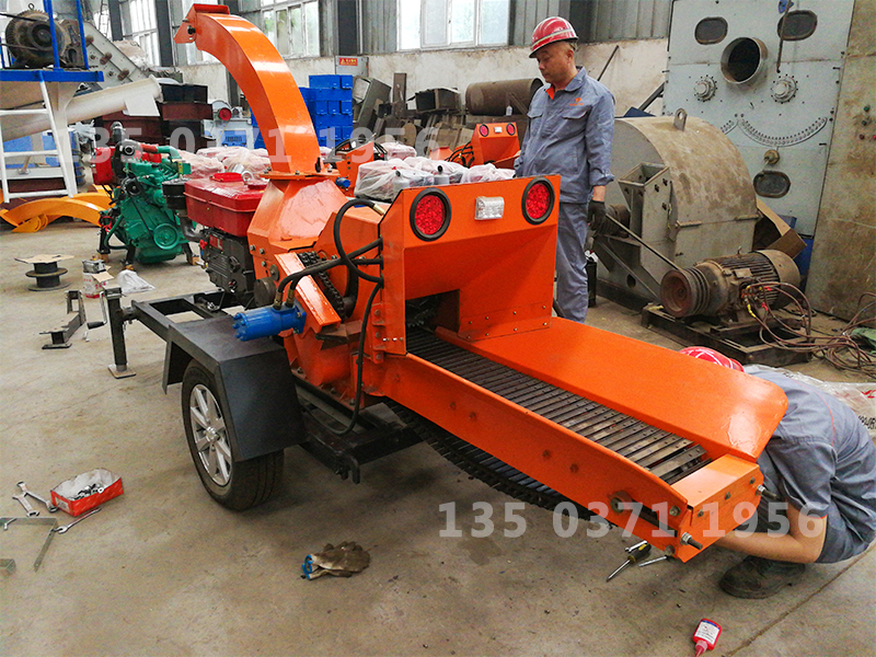 柴油移動式樹枝粉碎機