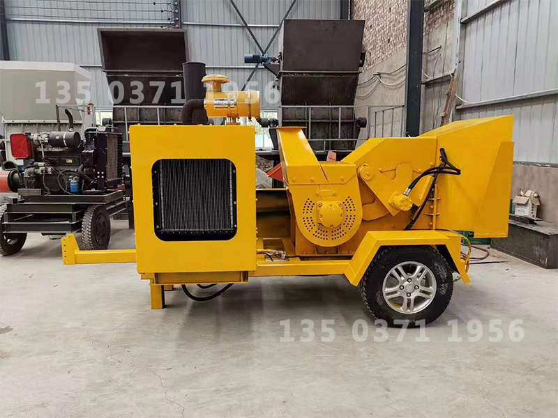 鞍山市可移動(dòng)式樹枝粉碎機(jī)